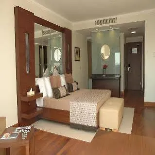 Hawthorn-karaca Hotell 5*