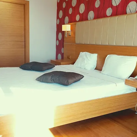 Hotell Hawthorn-karaca Turgutreis
