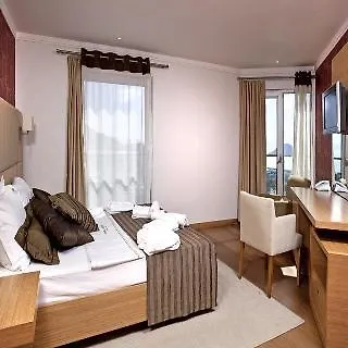 Hawthorn-karaca Hotell 5*