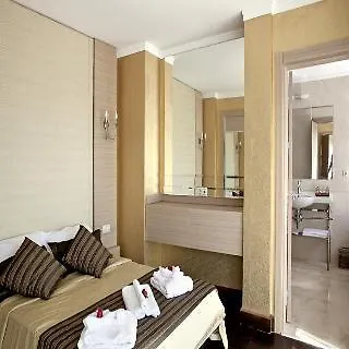 Hawthorn-karaca Hotell 5*