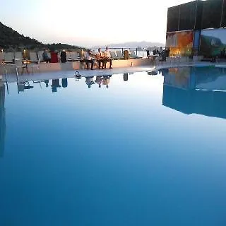 Hawthorn-karaca Hotell 5*