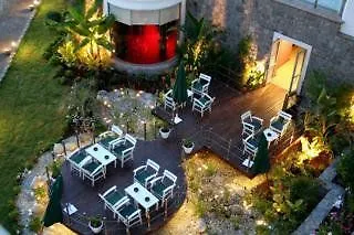 Hawthorn-karaca Hotell 5*