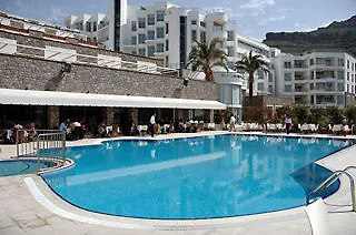 Hawthorn-karaca Hotel